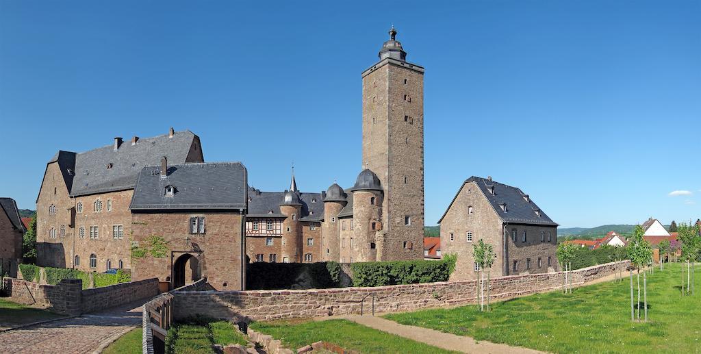 Burgmannenhaus Otel Steinau an der Straße Dış mekan fotoğraf